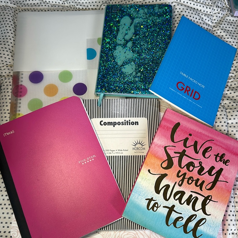 6 note books (lined & grid) unused no writing inside